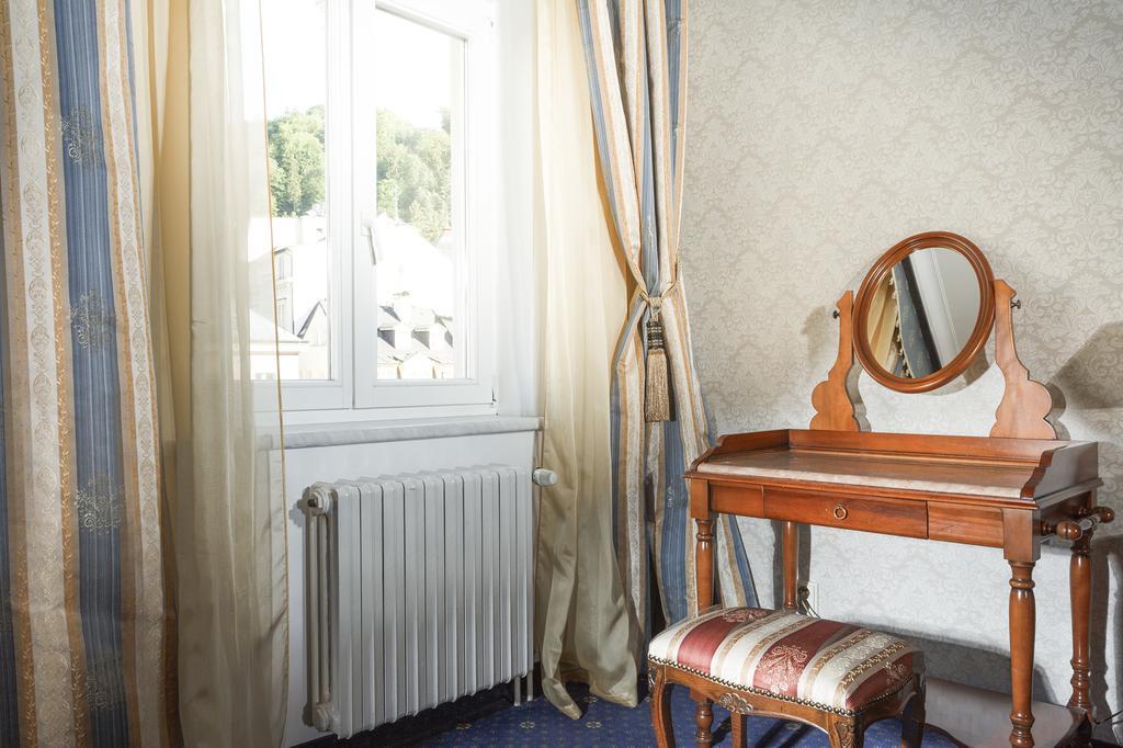 Hotel Ostende 카를로비바리 외부 사진